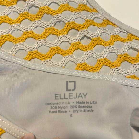 Ellejay One Shoulder One Piece in Yellow & White - Picture 3 of 3